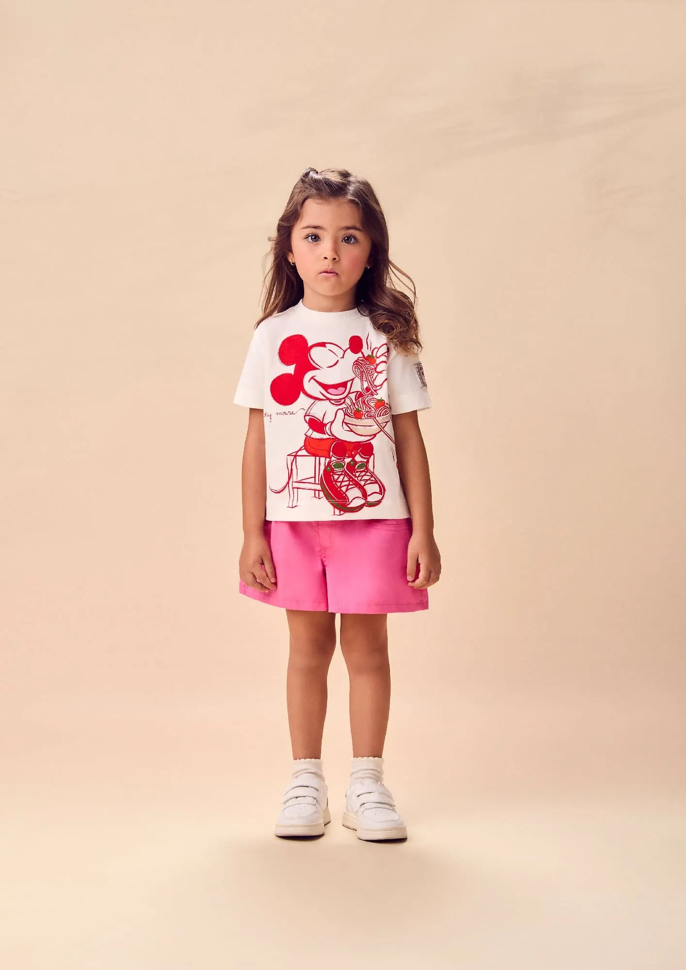 Blusa Infantil Menina Animê Branca Mickey e Minnie Tomates Disney