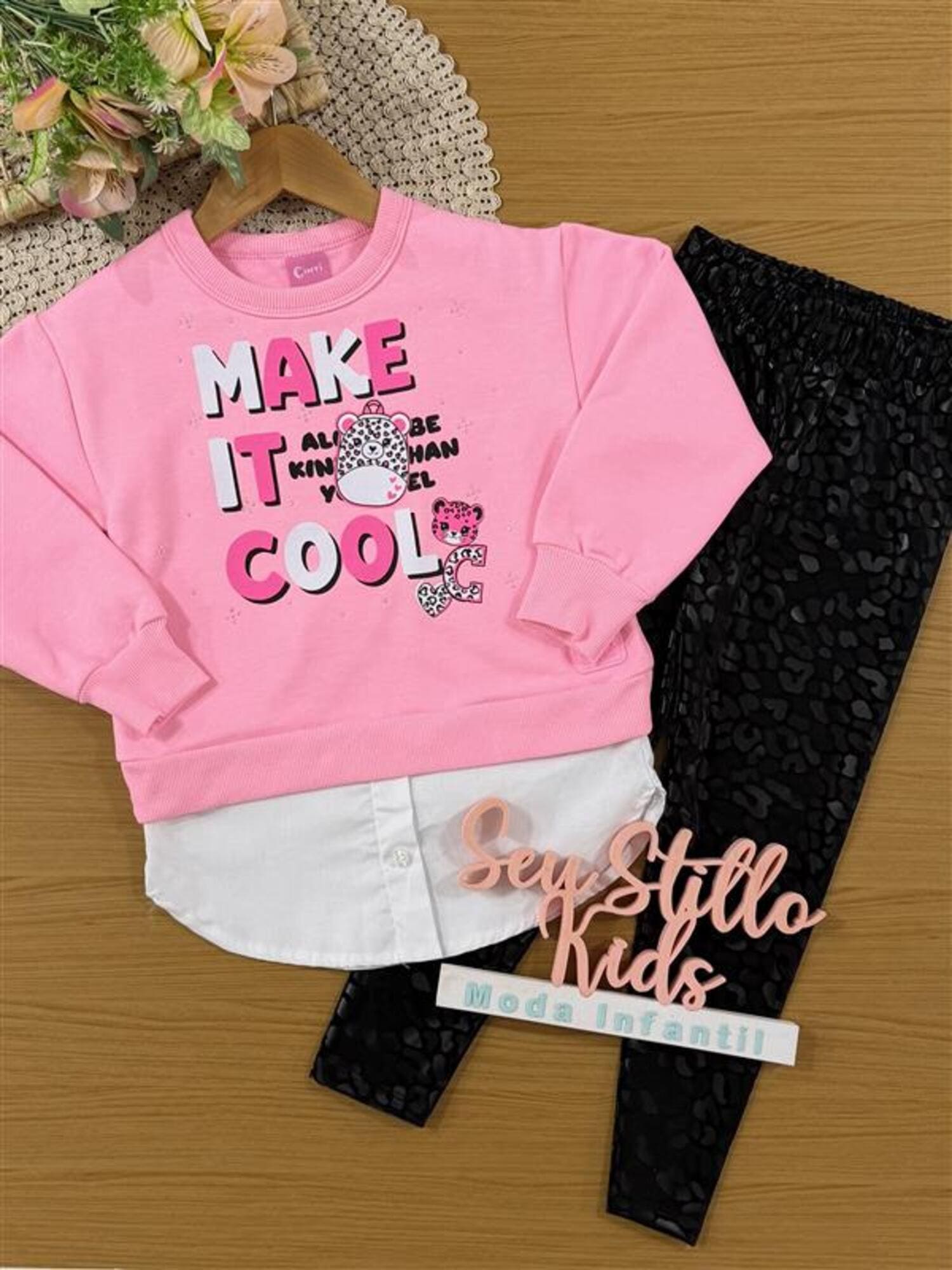 Conjunto Infantil Cinti Inverno com Calça Legging Preta e Moletom Rosa Make It Cool