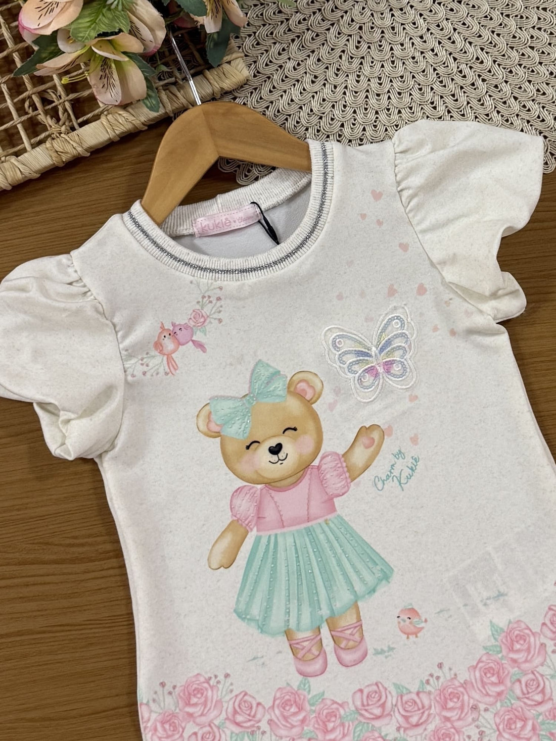 Vestido Infantil Kukiê Verão Verde Ursinha no Jardim