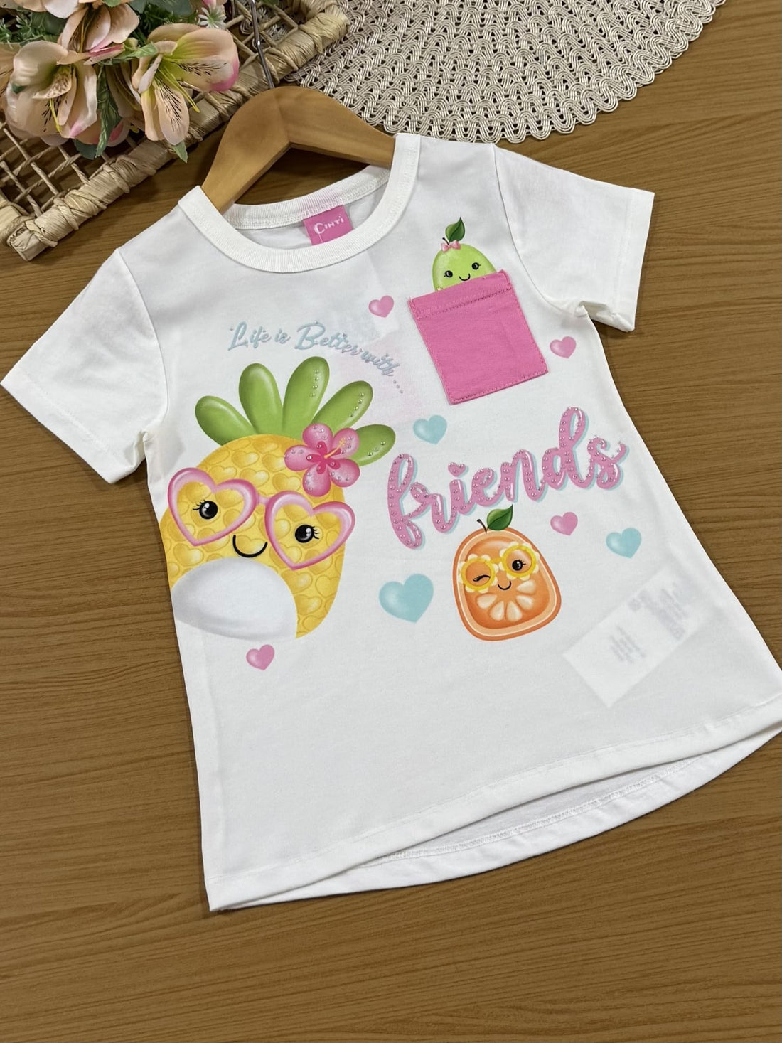 Conjunto Infantil Cinti Verão com Shorts Ciclista Azul e Blusa Branca Frutinhas
