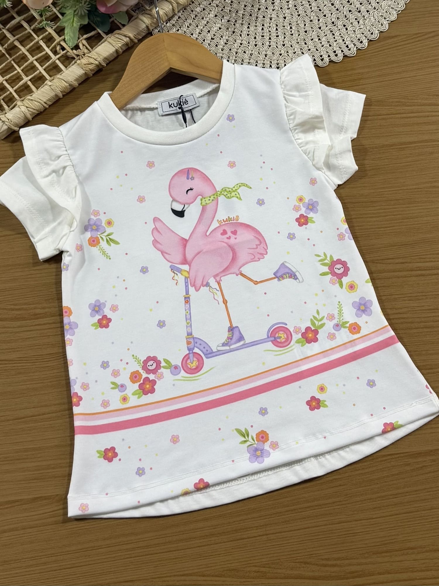 Conjunto Infantil Kukiê com Shorts Ciclista Rosa e Blusa Manga Curta Flamingo