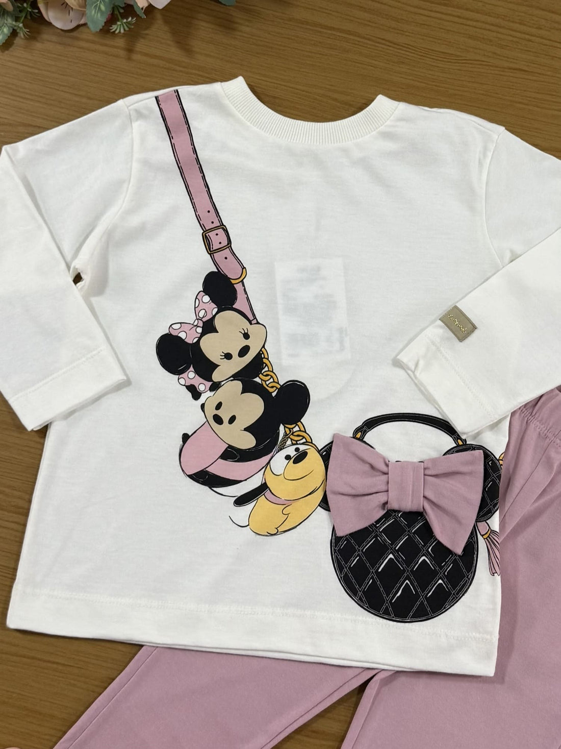 Conjunto Infantil Animê Inverno com Legging Rosa e Blusa Manga Longa Minnie Bolsinha Disney
