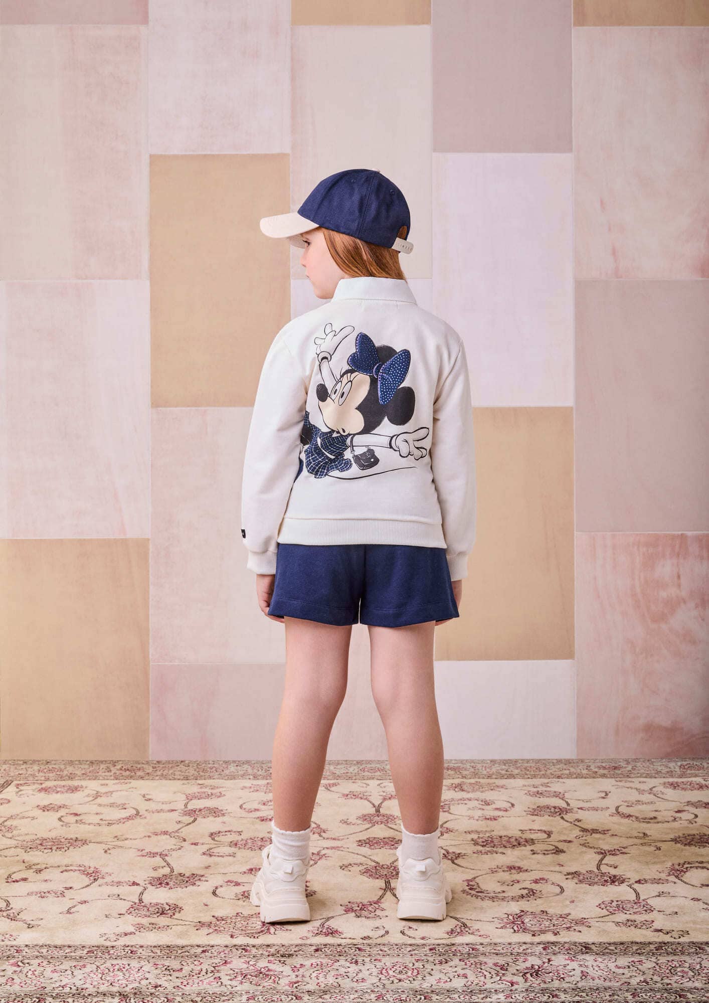 Casaco Infantil Animê Inverno Off White Minnie Mouse com Strass Disney
