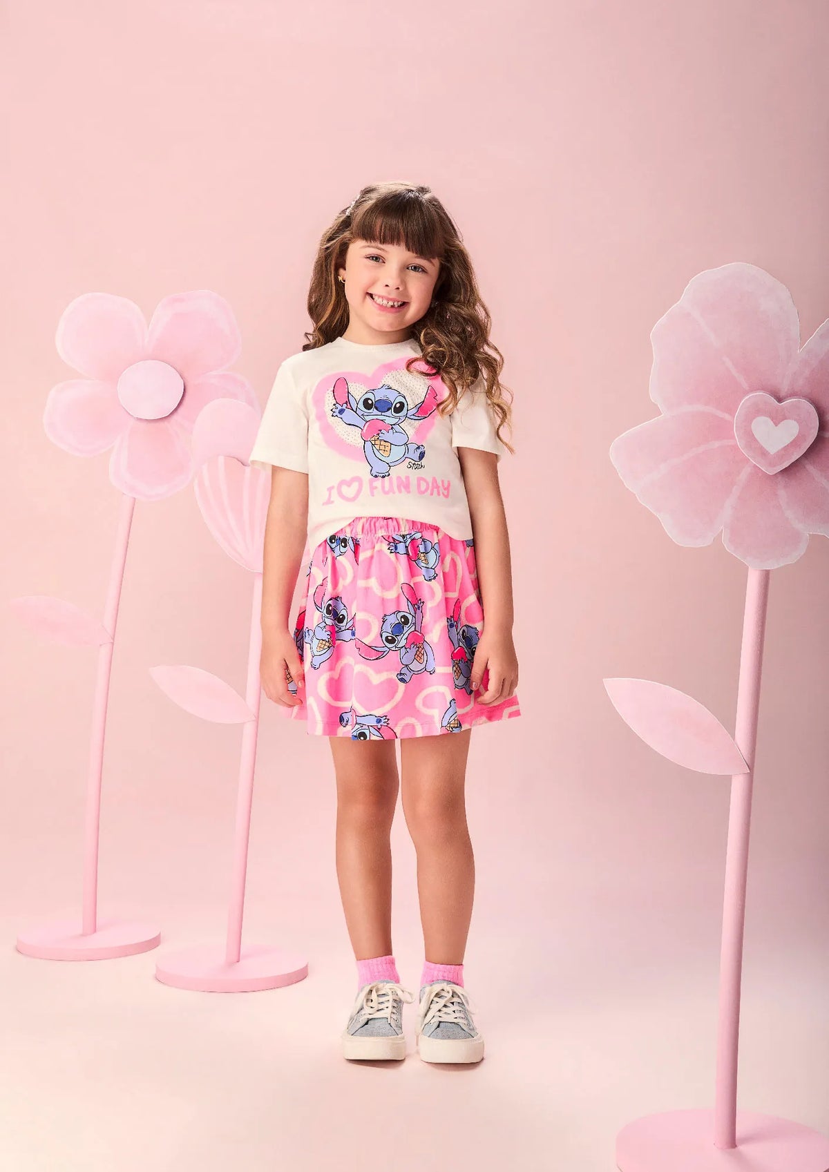 Conjunto Infantil Menina Momi Saia Rosa e Blusa Stitch Strass Disney