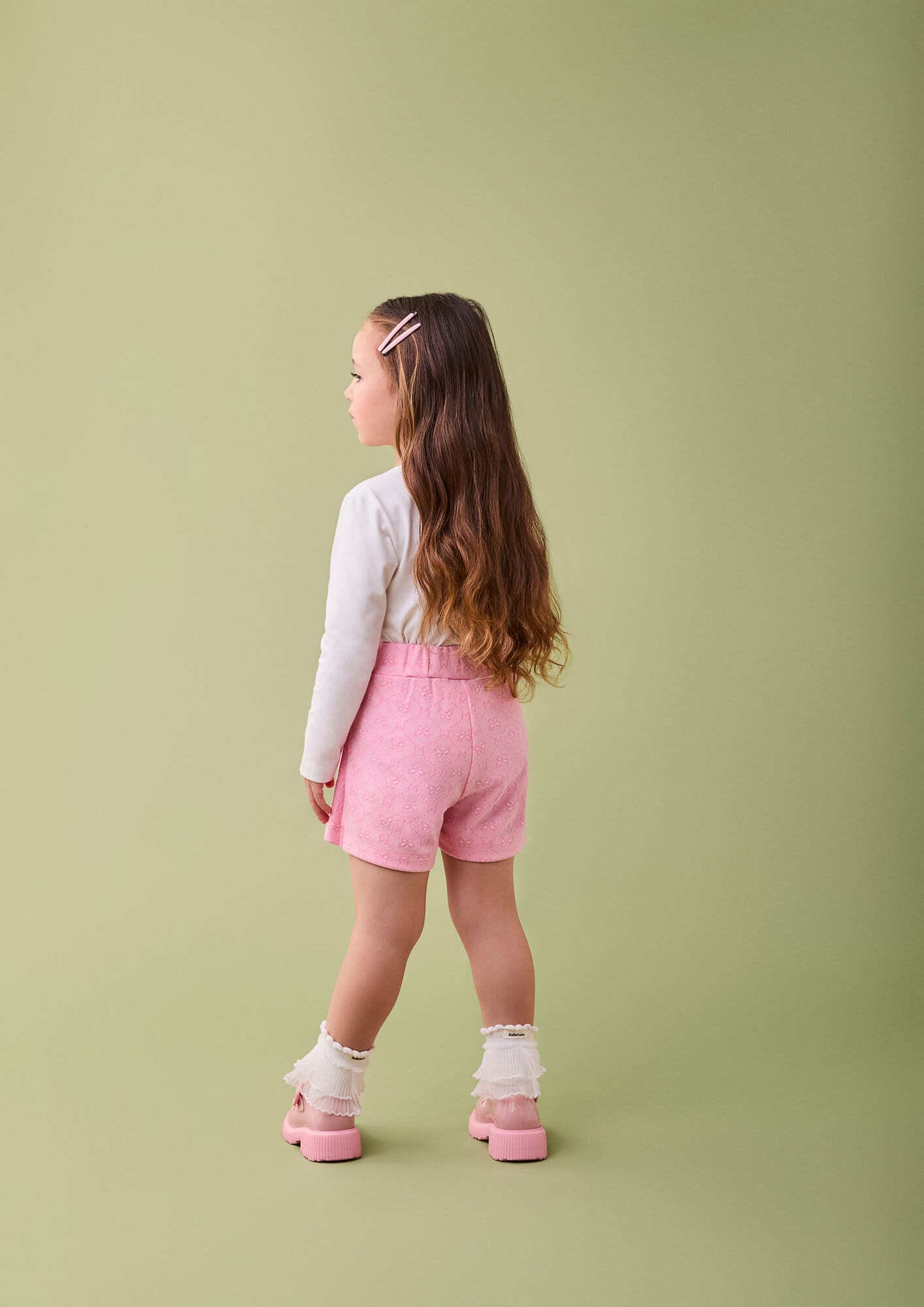 Conjunto Infantil Momi Inverno com Shorts Saia e Blusa Branca com Laço