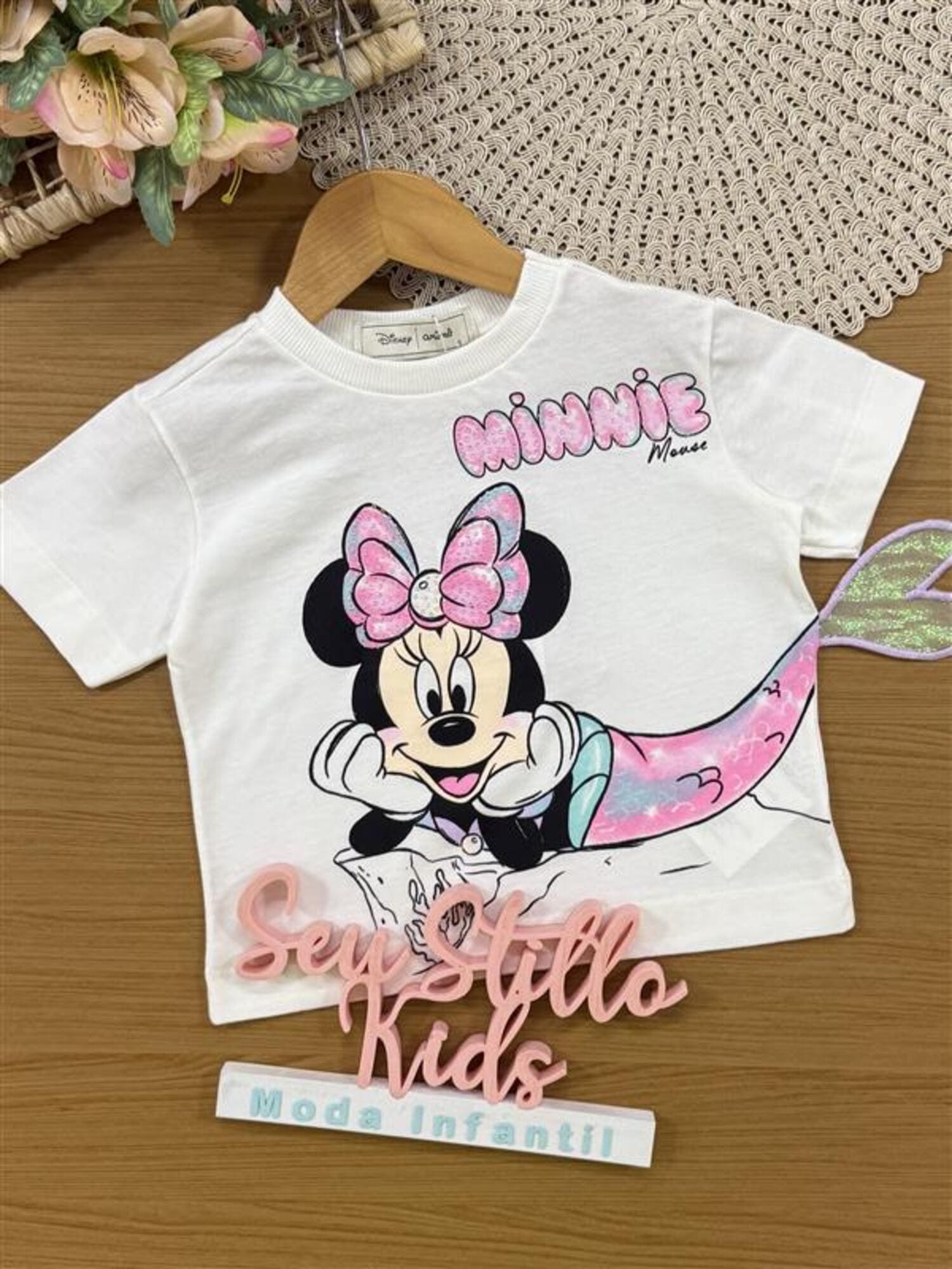 Blusa Infantil Animê Verão Branca Minnie Sereia Disney