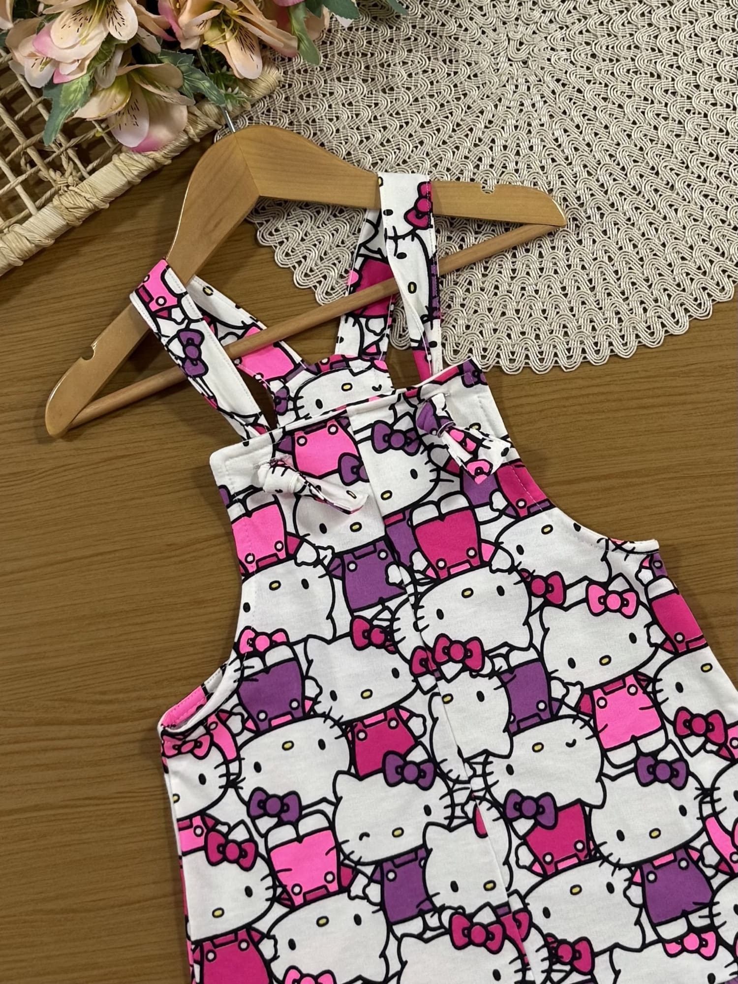 Salopete Infantil Momi Hello Kitty