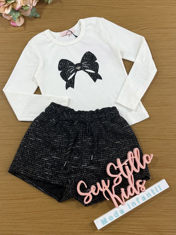 Conjunto Infantil Kukiê Inverno com Shorts Preto e Blusa Manga Longa Laço