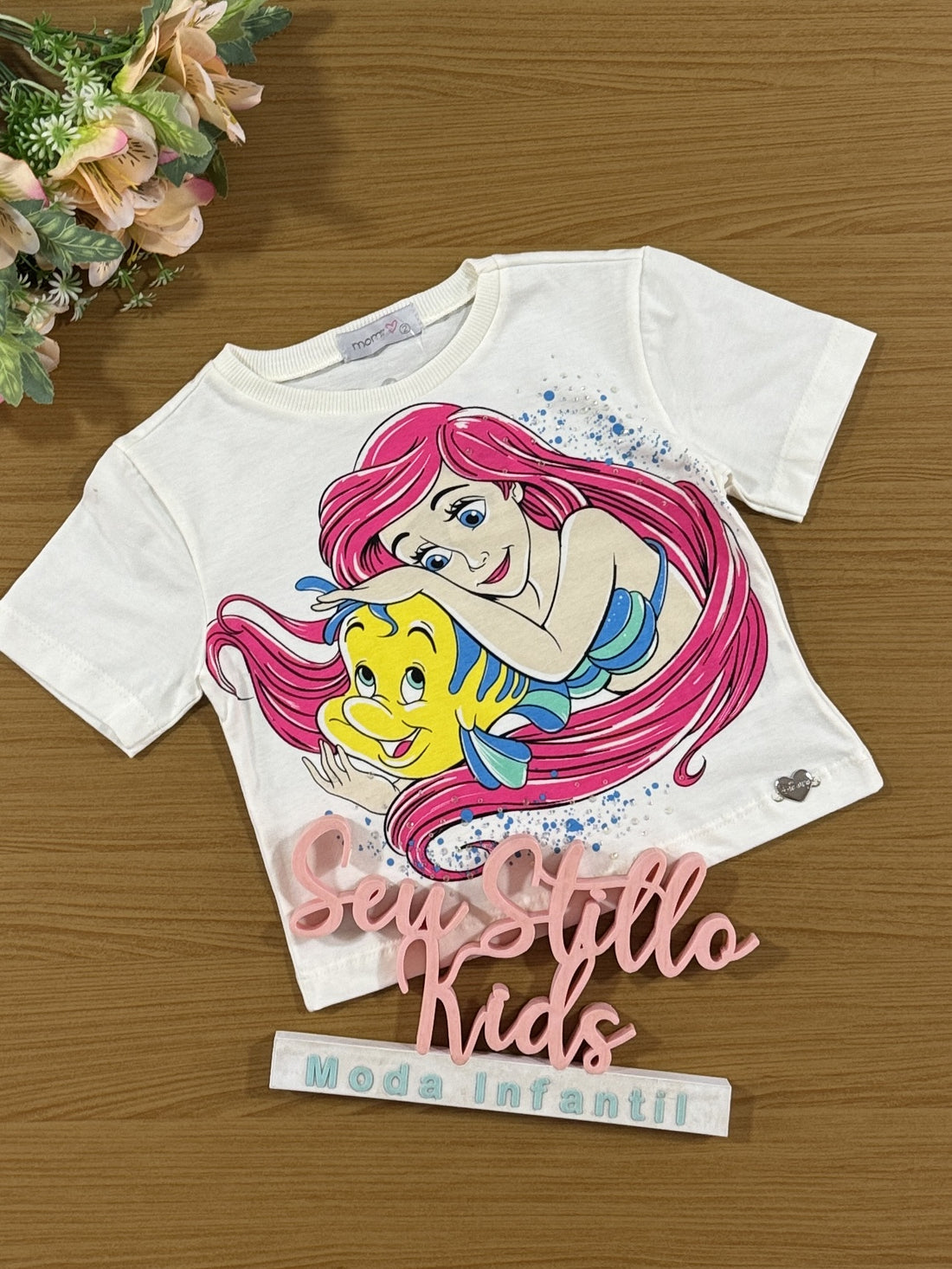 Conjunto Infantil Momi Verão Shorts Jeans e Blusa Pequena Sereia Disney