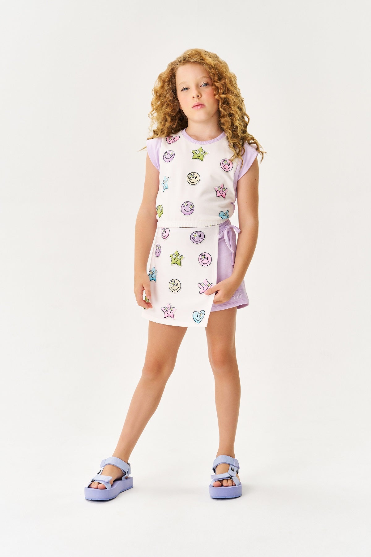 Conjunto Infantil Catavento Verão Shorts Saia e Blusa Lilás Emoji