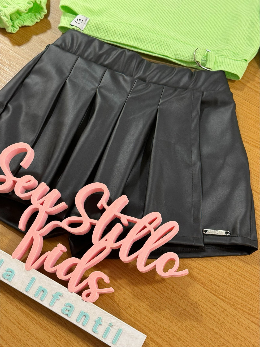 Conjunto Infantil Catavento Inverno Shorts Saia e Blusa Verde