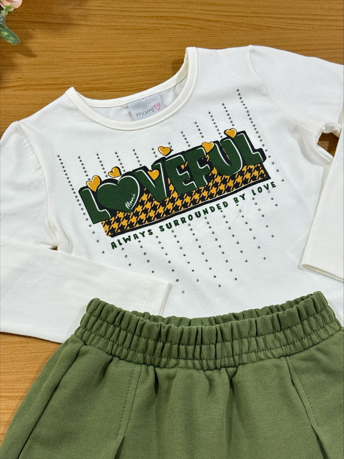 Conjunto Infantil Momi Inverno Shorts Saia Verde e Blusa Love