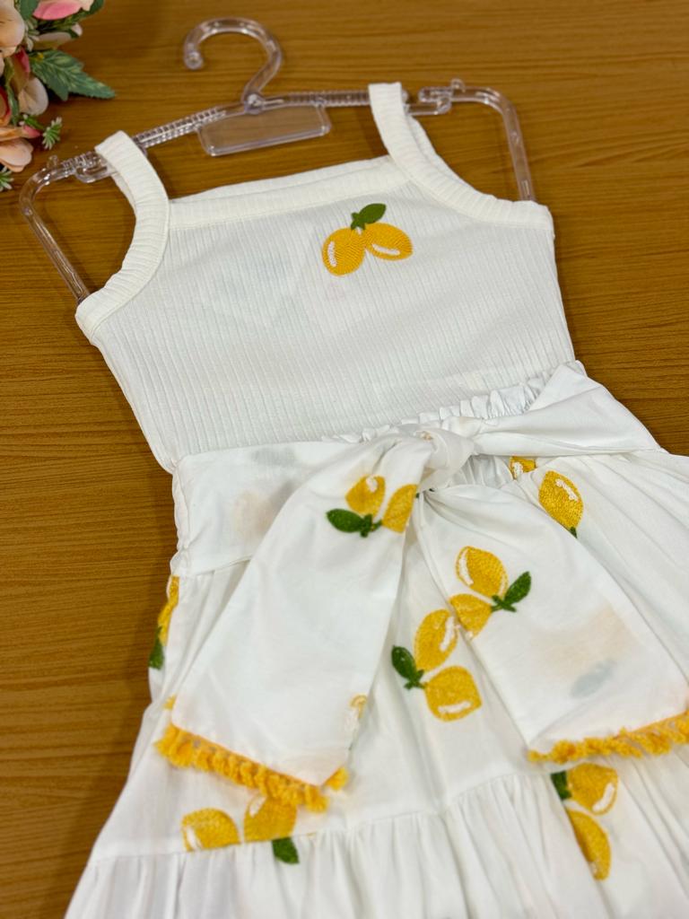 Conjunto Infantil Momi Verão Com Saia e Blusa Branca Limão