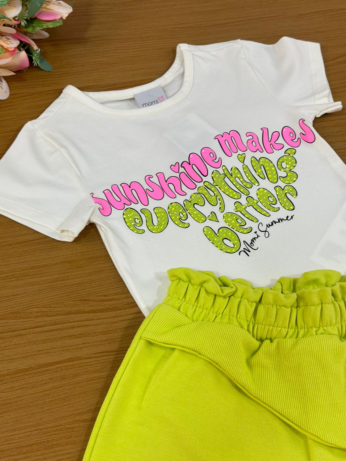 Conjunto Infantil Momi Verão Com Shorts e Blusa Sunshine