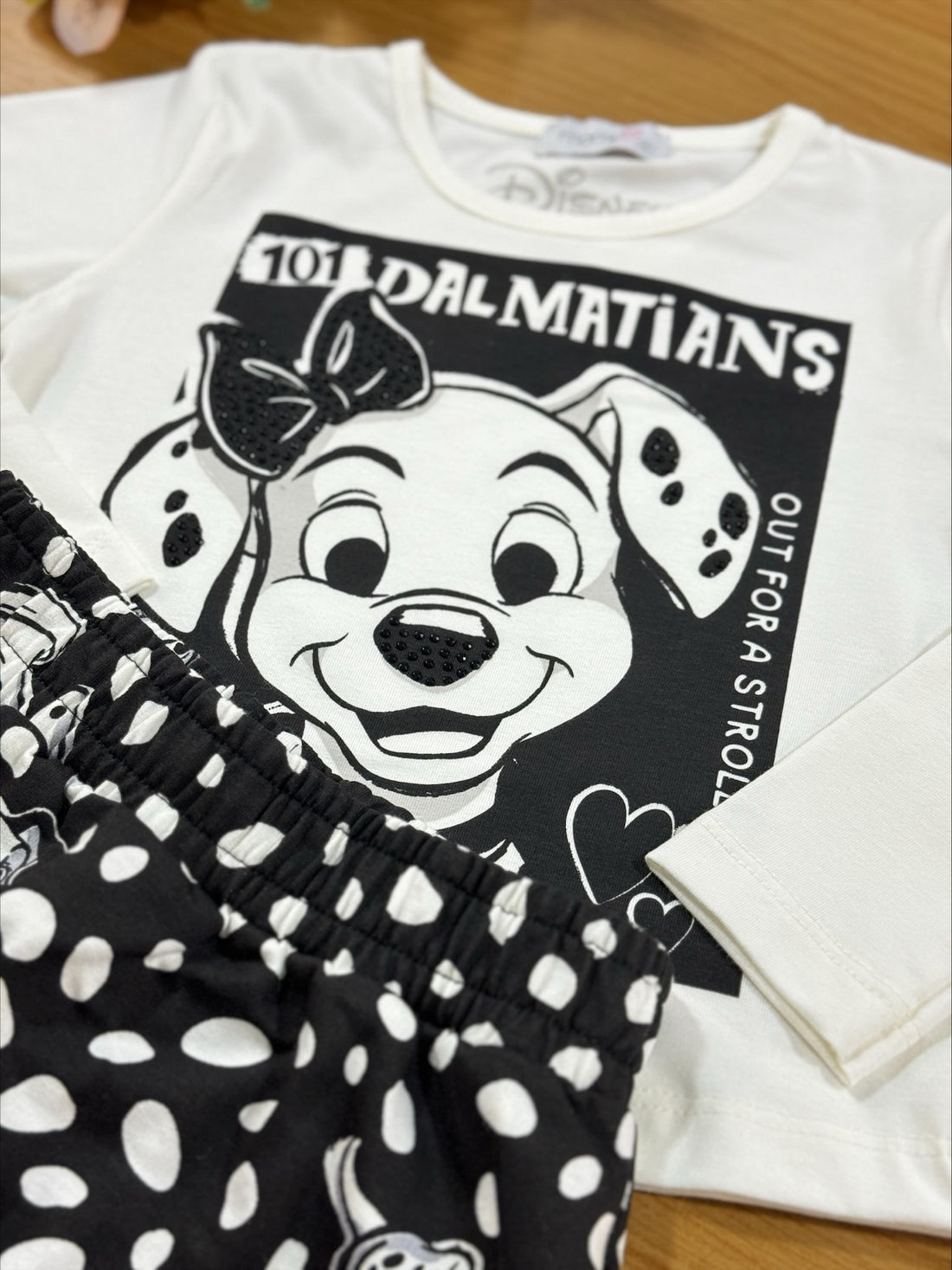 Conjunto Infantil Momi Inverno Shorts Saia e Blusa 101 Dálmatas