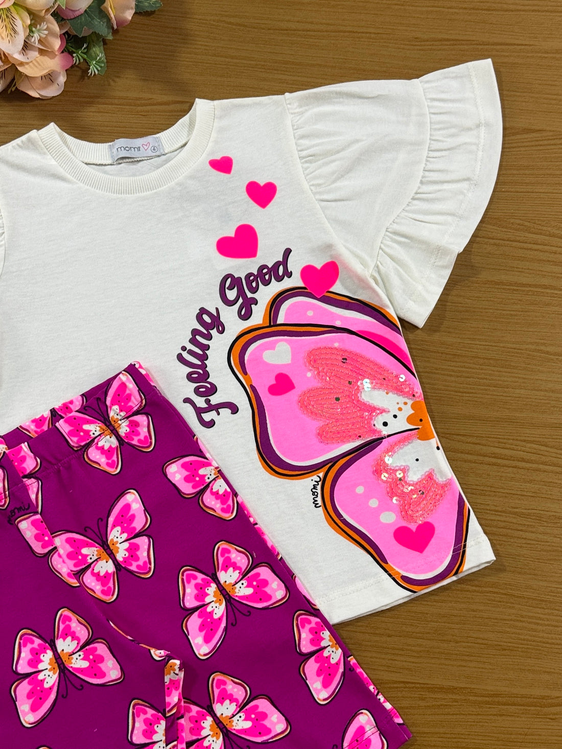 Conjunto Infantil Momi Verão Shorts Ciclista e Blusa Borboleta