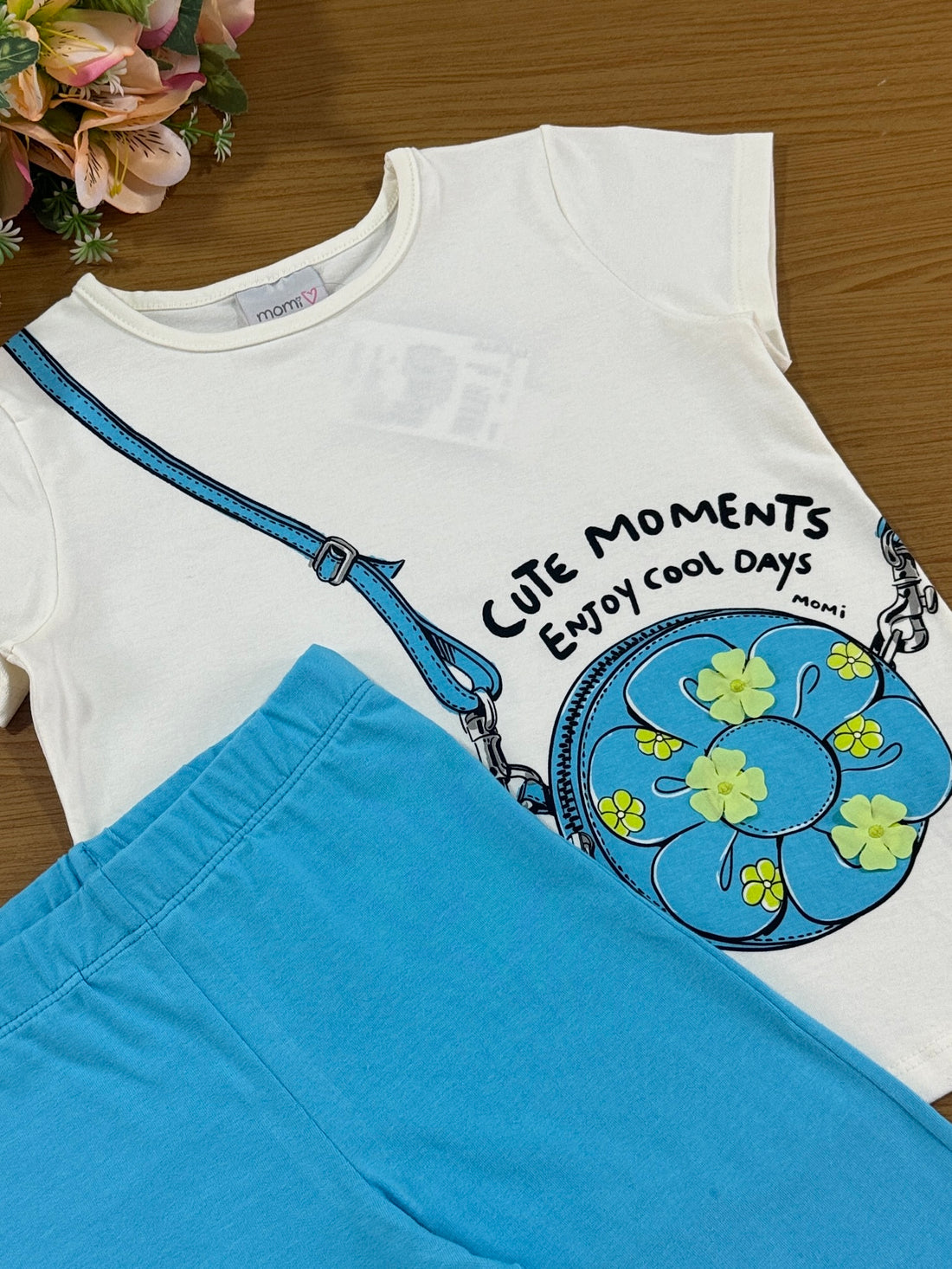 Conjunto Infantil Momi Verão Shorts Ciclista Azul e Blusa Bolsinha 3D