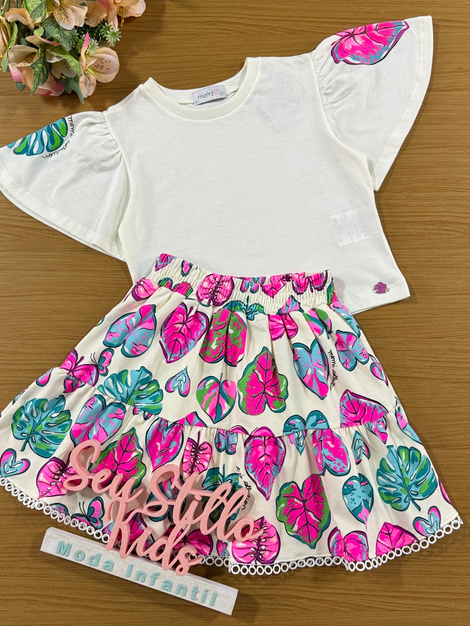 Conjunto Infantil Momi Verão Saia Folhas e Blusa Off