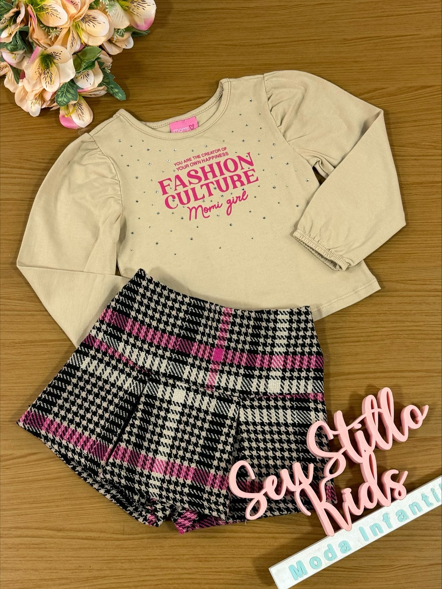 Conjunto Infantil Momi Inverno Shorts Saia e Blusa Bege Fashion