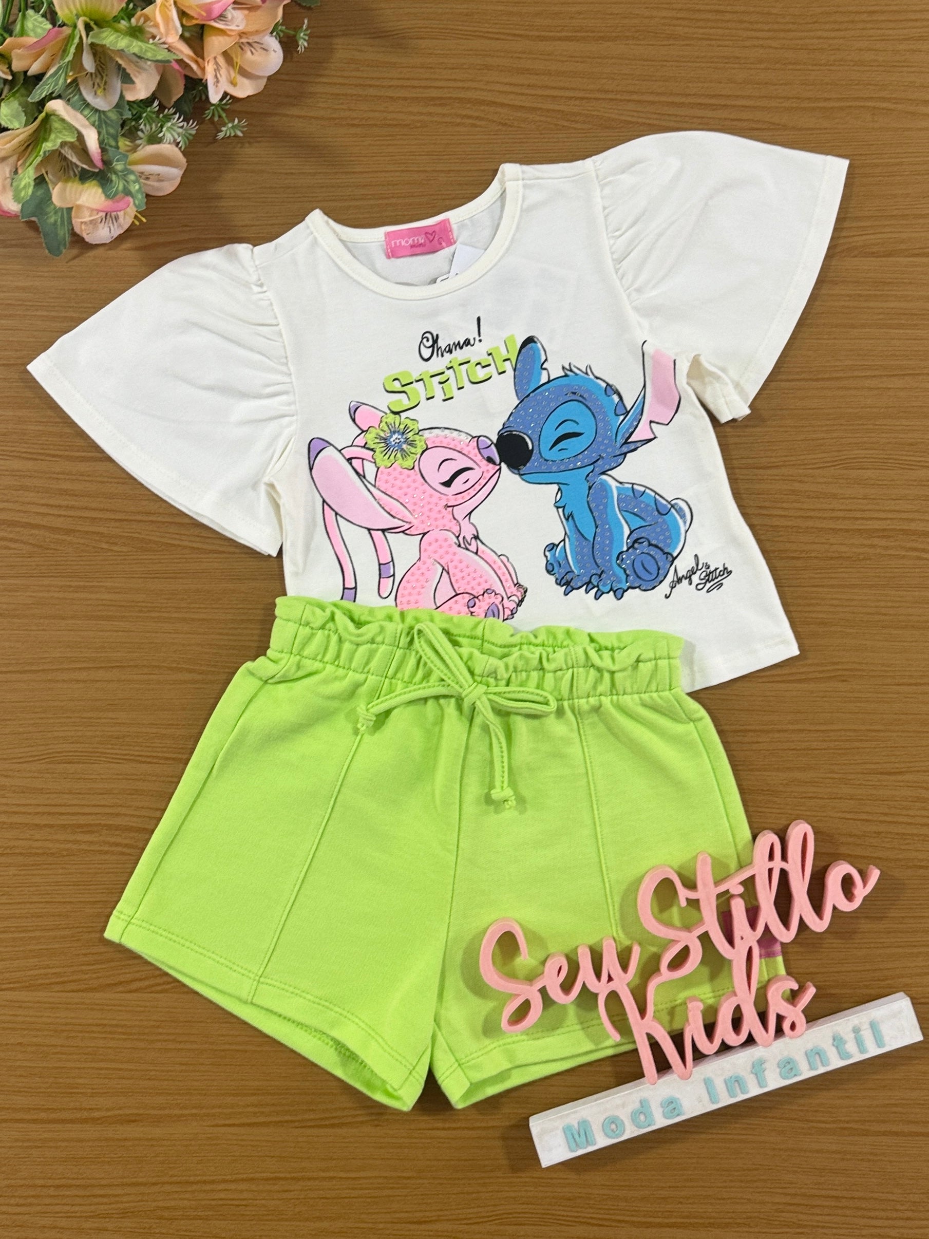 Conjunto Infantil Momi Verão Shorts Verde e Blusa Stitch
