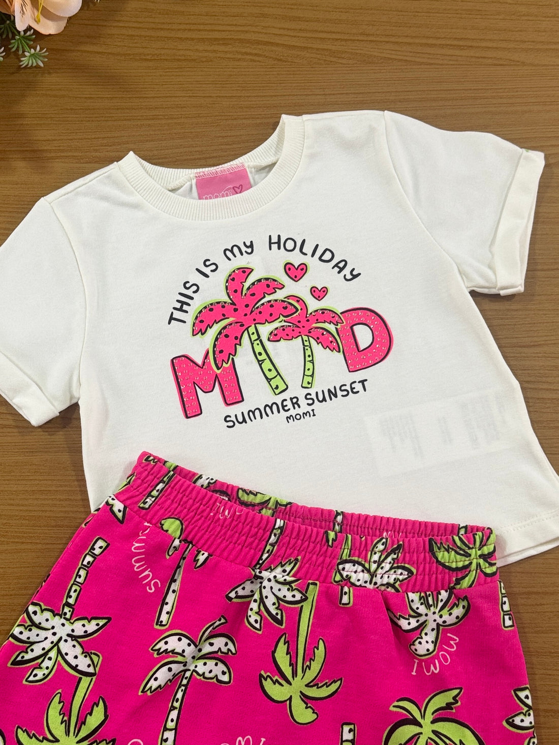 Conjunto Infantil Momi Verão Shorts Rosa Coqueiro e Blusa