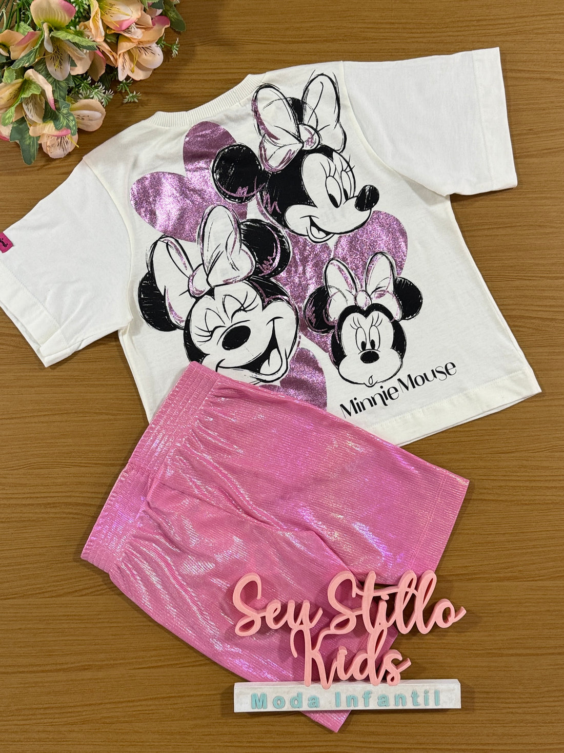 Conjunto Infantil Animê Verão Shorts Ciclista Rosa e Blusa Minnie Disney