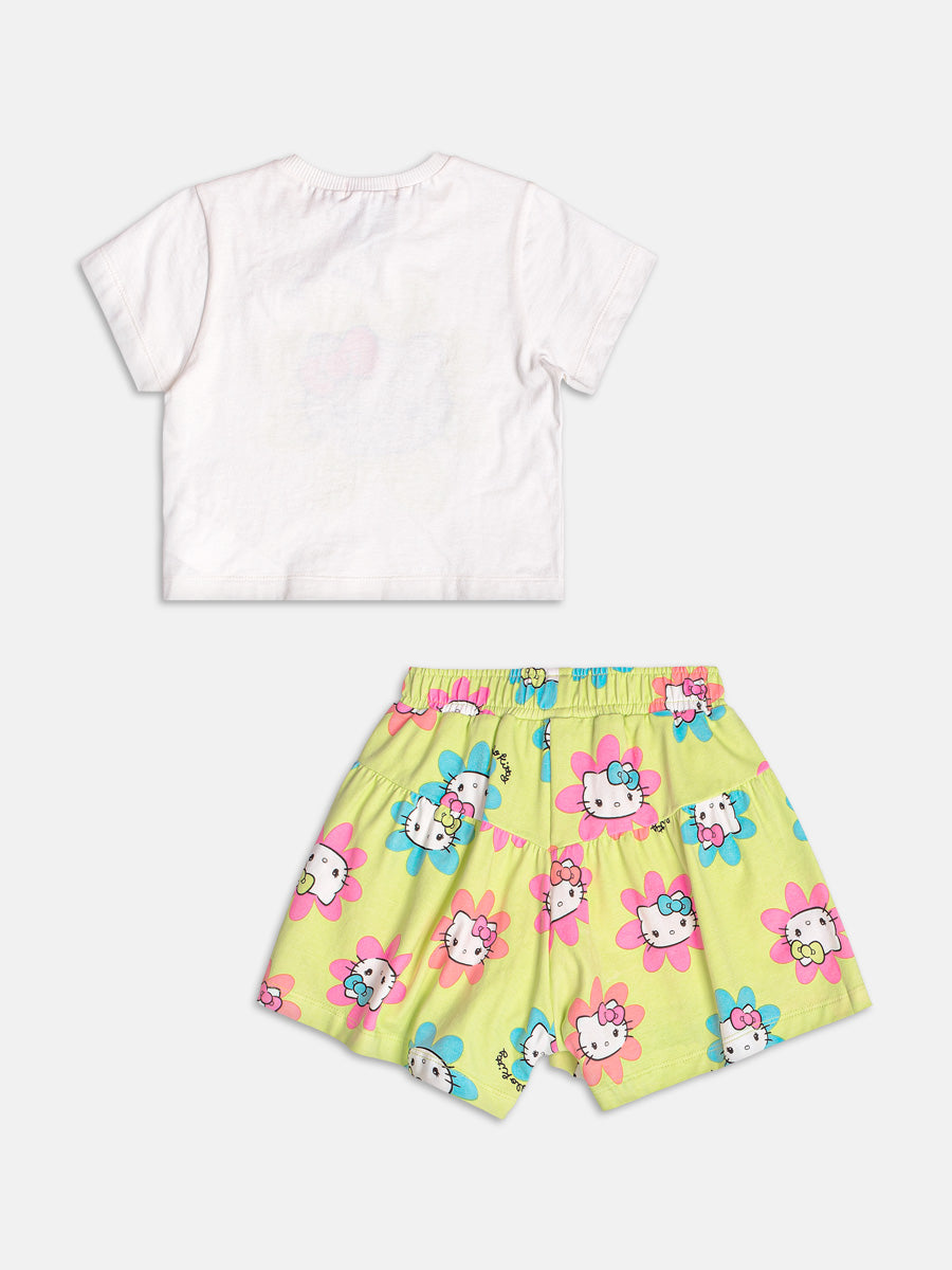 Conjunto Infantil Momi Verão com Shorts Verde e Blusa Branca Hello Kitty com Strass