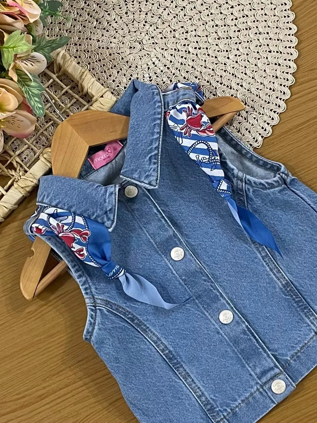 Colete Infantil Menina Momi Jeans com Lenço