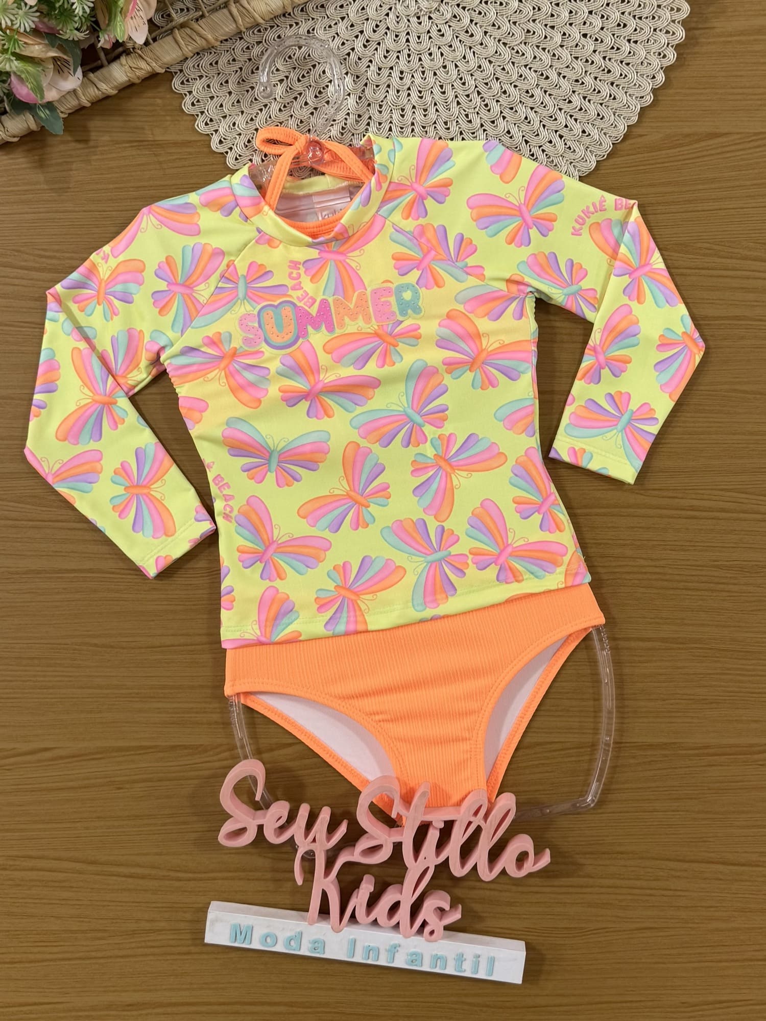 Biquíni Infantil Kukiê Verão Laranja com Blusa Manga Longa Borboleta Summer