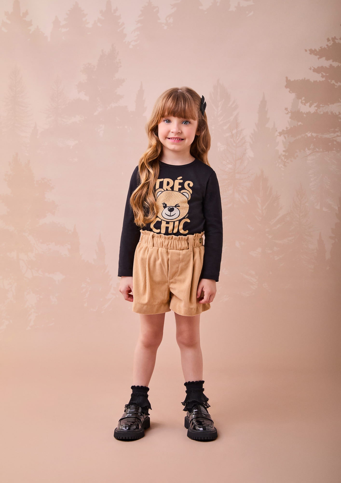 Conjunto Infantil Momi Inverno com Shorts Marrom e Blusa Preta Ursinho