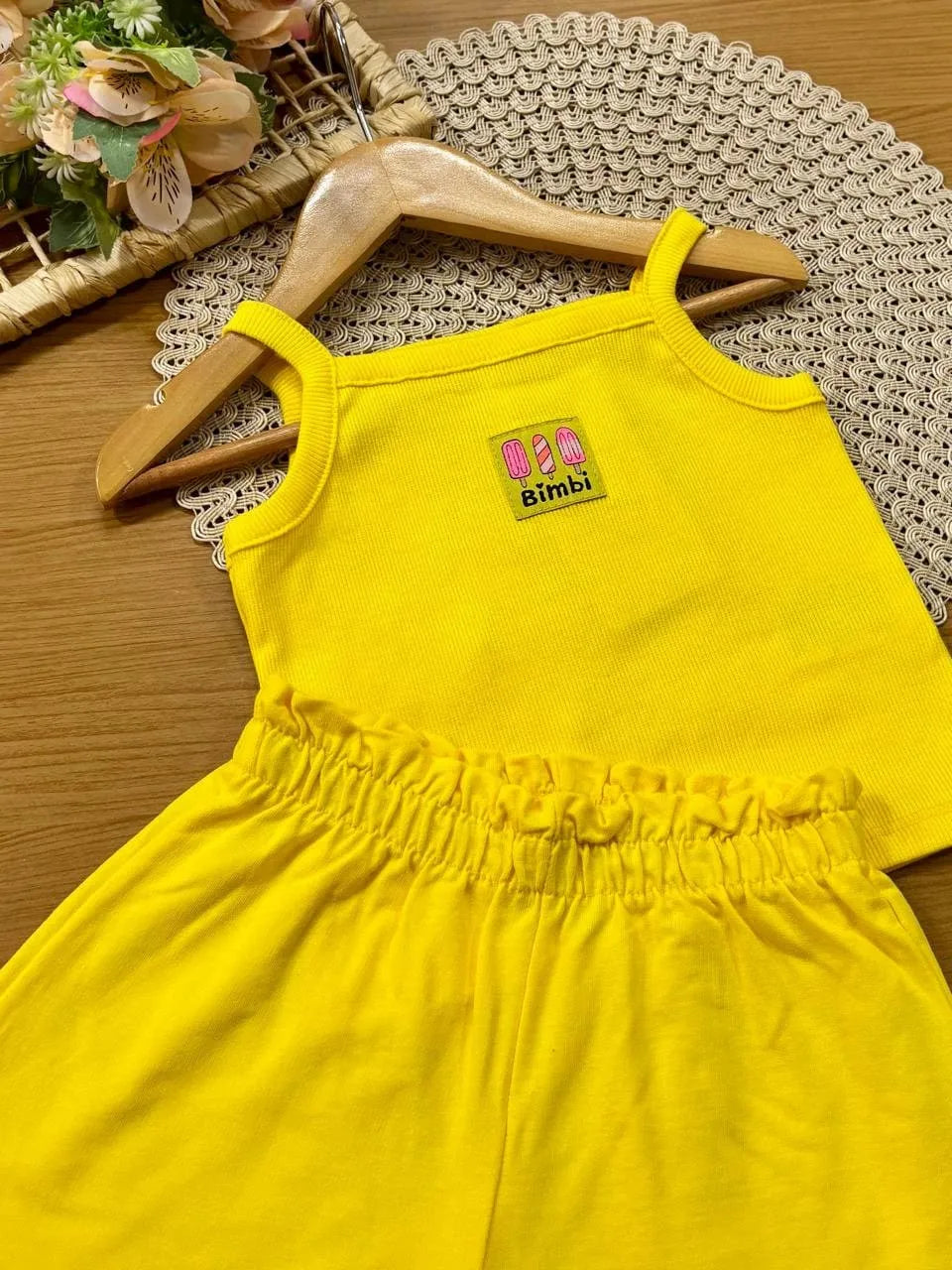 Conjunto Infantil Menina Bimbi com Shorts e Blusa Amarela