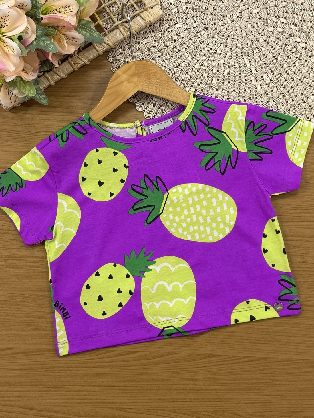 Conjunto Infantil Bimbi Verão com Shorts Verde e Blusa Roxa Abacaxis