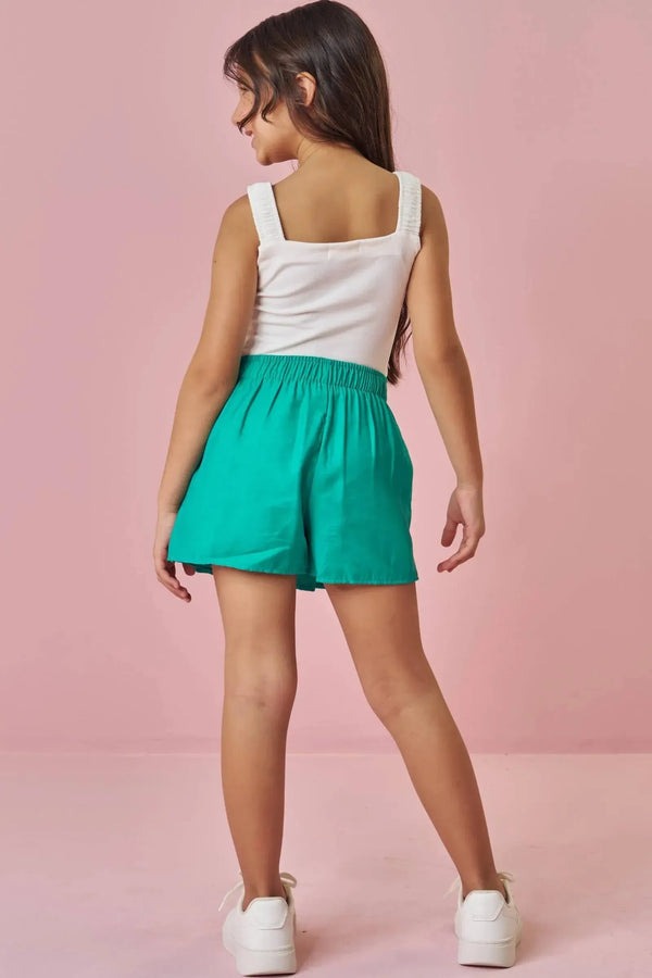 Conjunto Infantil Kukiê Verão com Shorts Saia Verde e Blusa Branca Ursinha na Praia