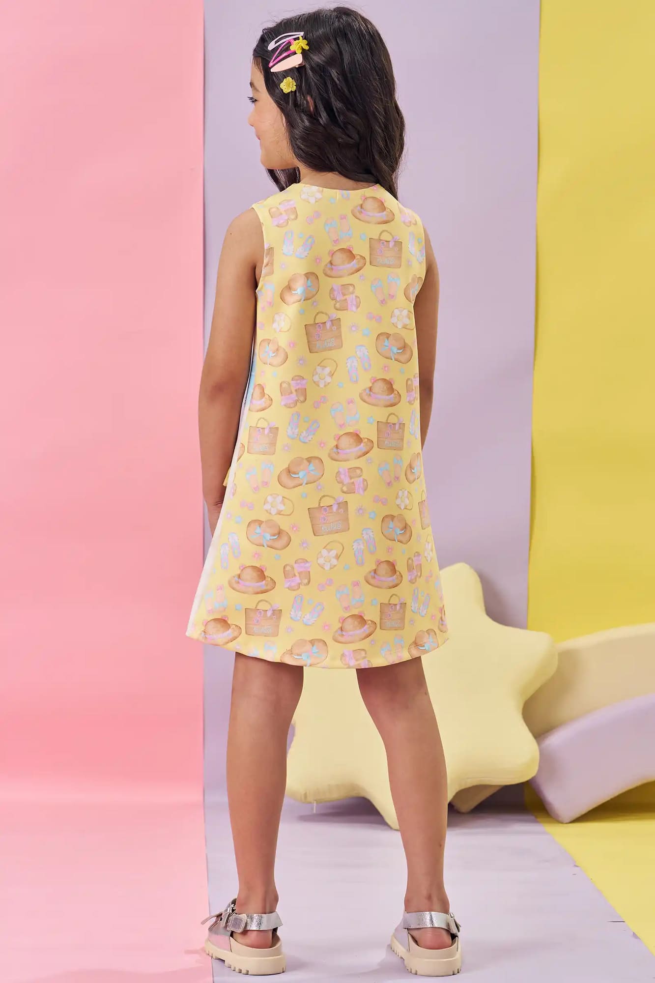 Vestido Infantil Kukiê Verão Amarelo Cachorrinha na Praia