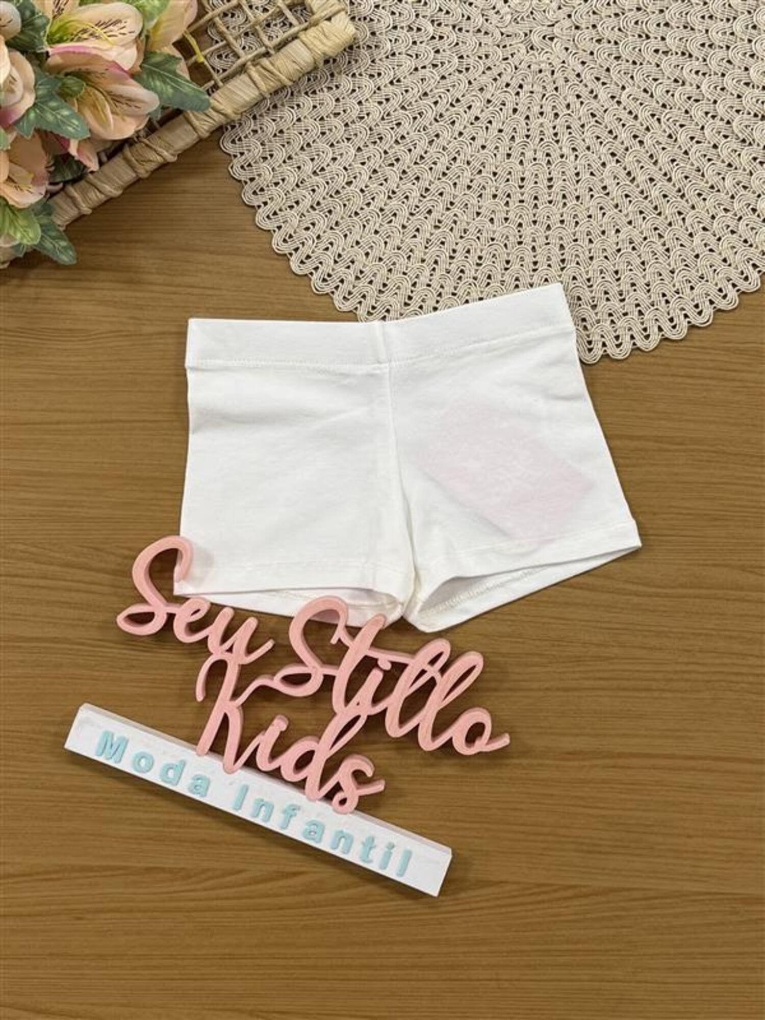 Shorts Infantil Kukiê Off White (Usar por baixo de Saia/Vestido)