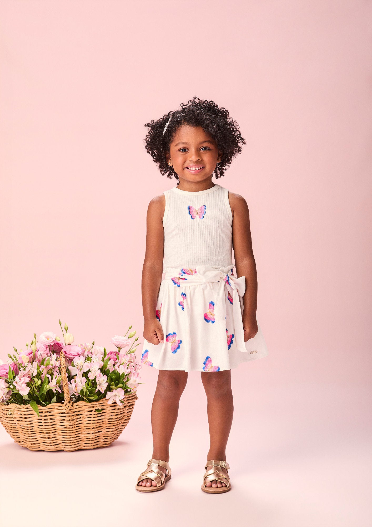 Conjunto Infantil Menina Momi com Saia e Blusa Borboletinhas Bordadas