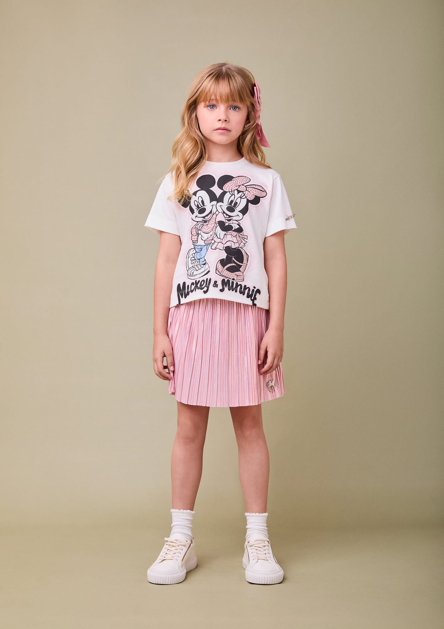 Conjunto Infantil Animê Inverno com Saia Rosa e Blusa Branca Minnie e Mickey Disney