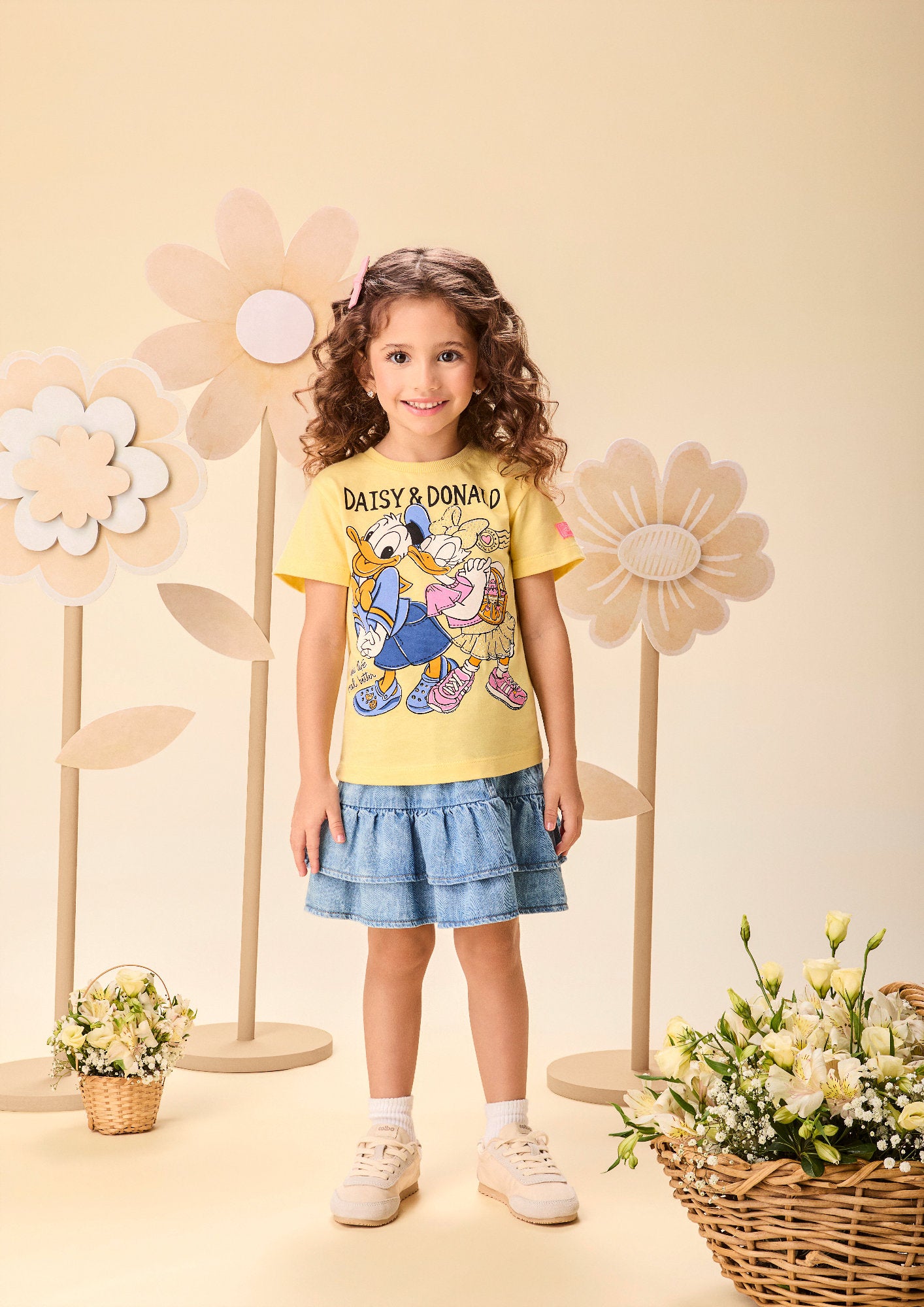 Blusa Infantil Menina Momi Amarela Daisy e Donald Disney
