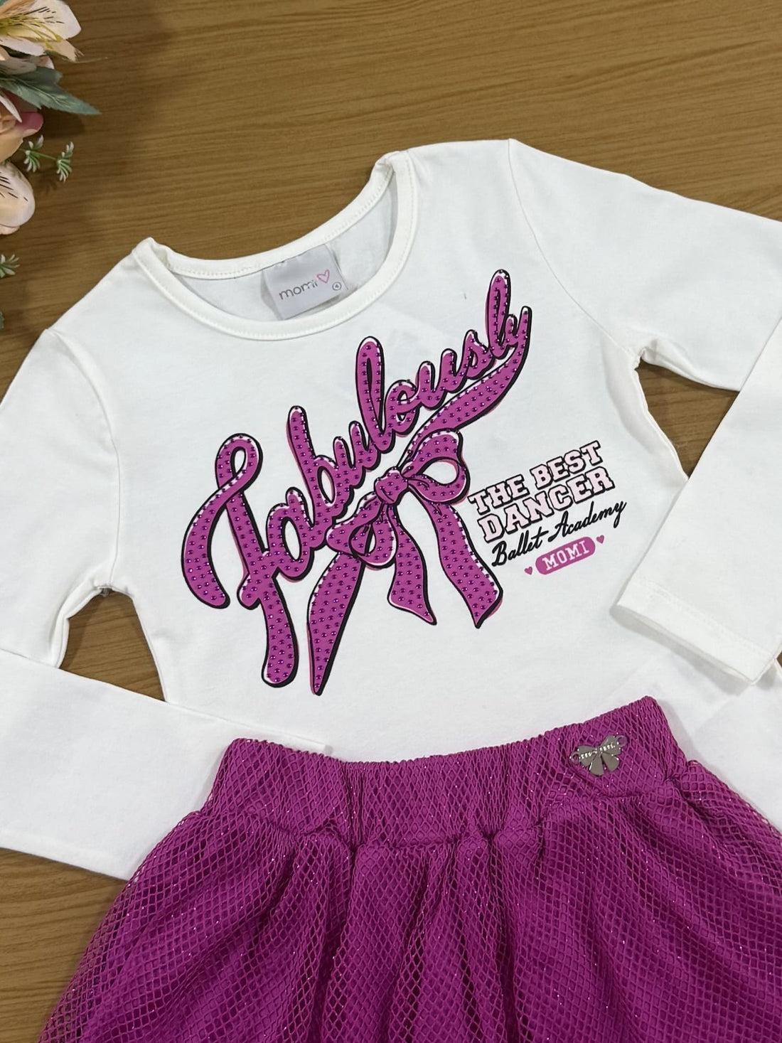 Conjunto Infantil Momi Inverno com Saia Rosa em Tela e Blusa Branca com Strass
