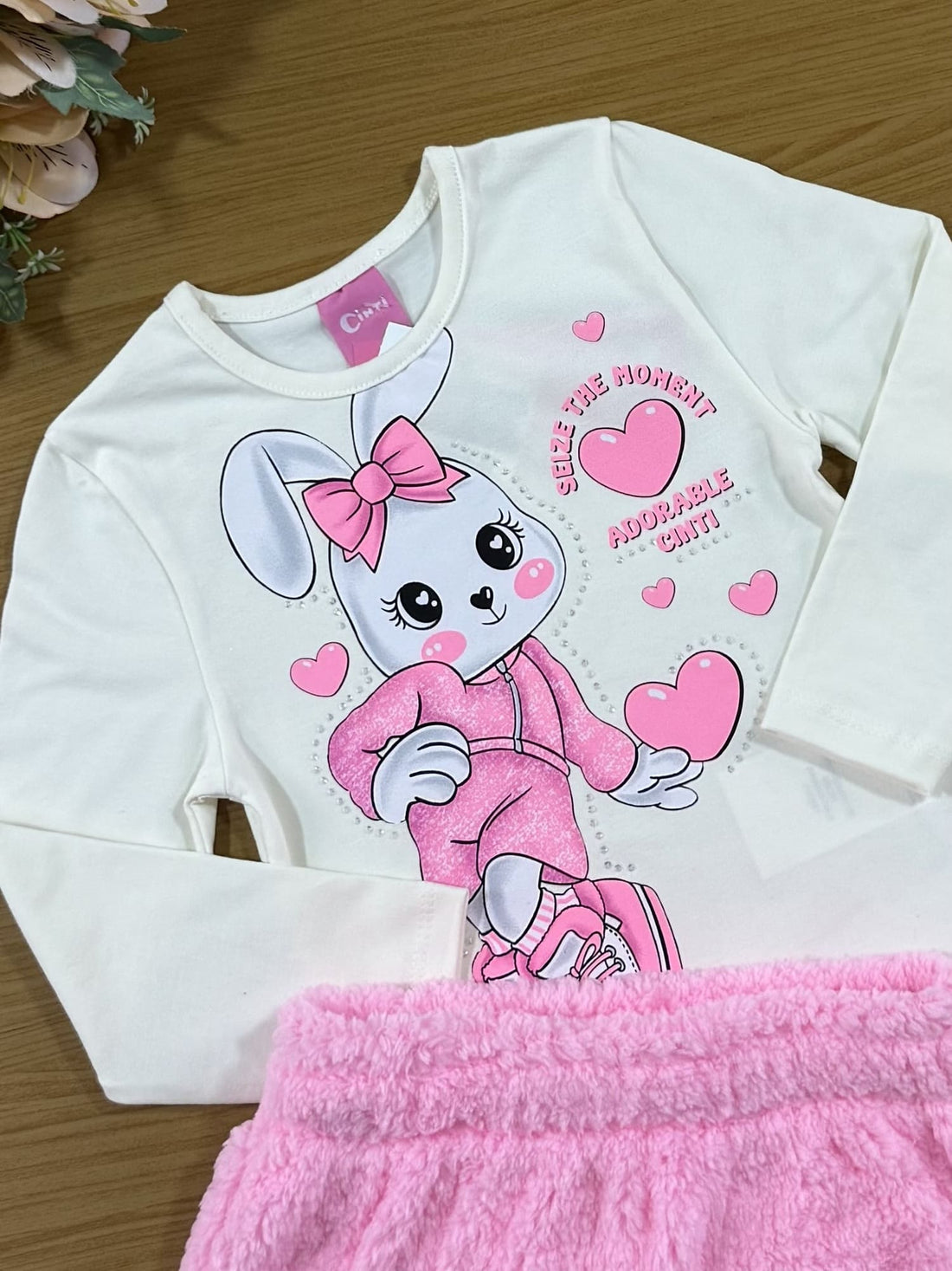 Conjunto Infantil Cinti Inverno Shorts Saia e Blusa Manga Longa Branca Coelhinha