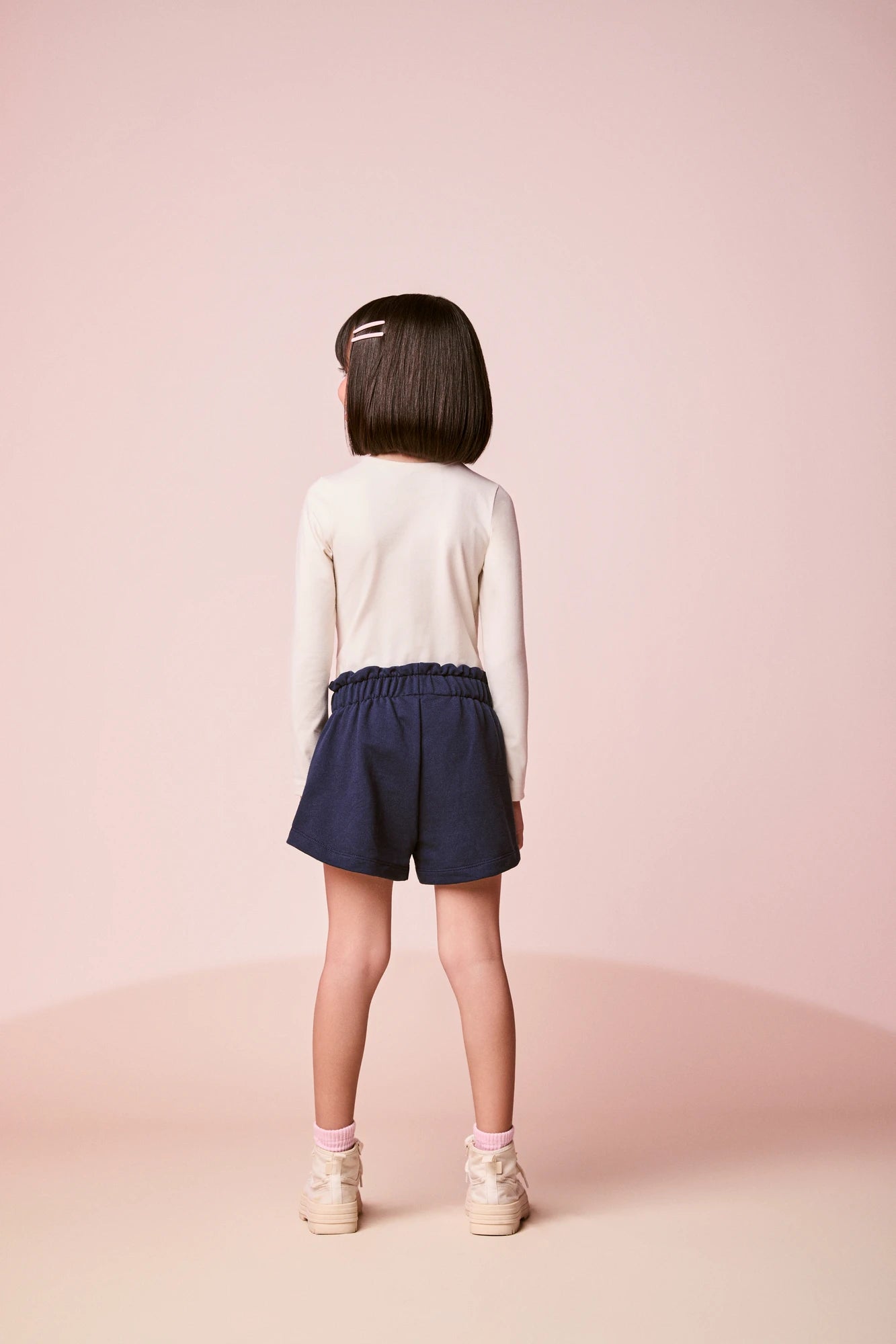 Conjunto Infantil Momi Inverno com Shorts e Blusa Manga Longa Bege Margarida e Donald Lovely