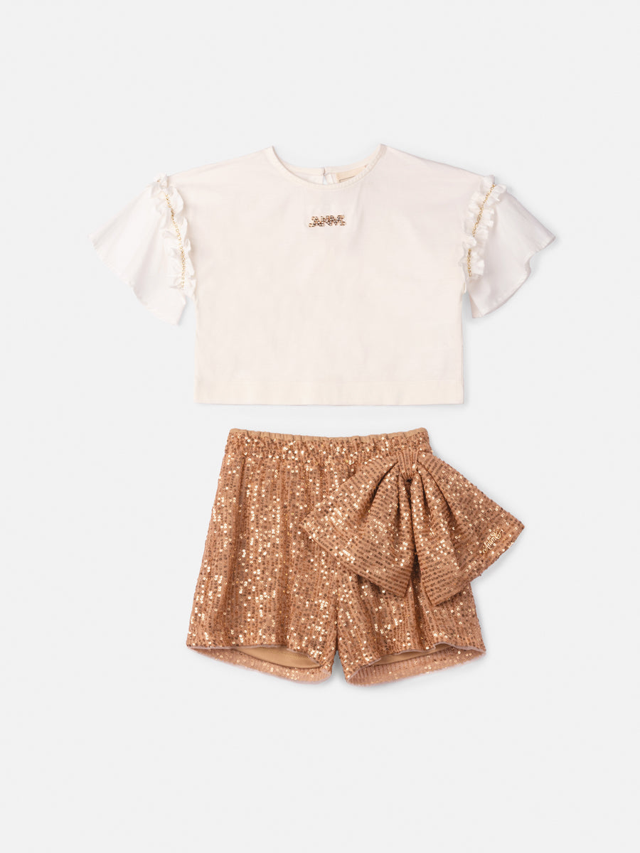 Conjunto Infantil Animê Verão Blusa Off White e Shorts Marrom Paetê Laço