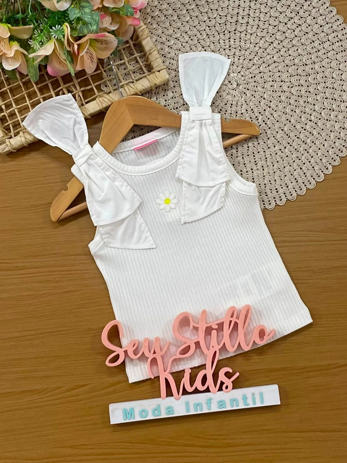 Conjunto Infantil Menina Momi com Saia Azul e Regata Florzinha