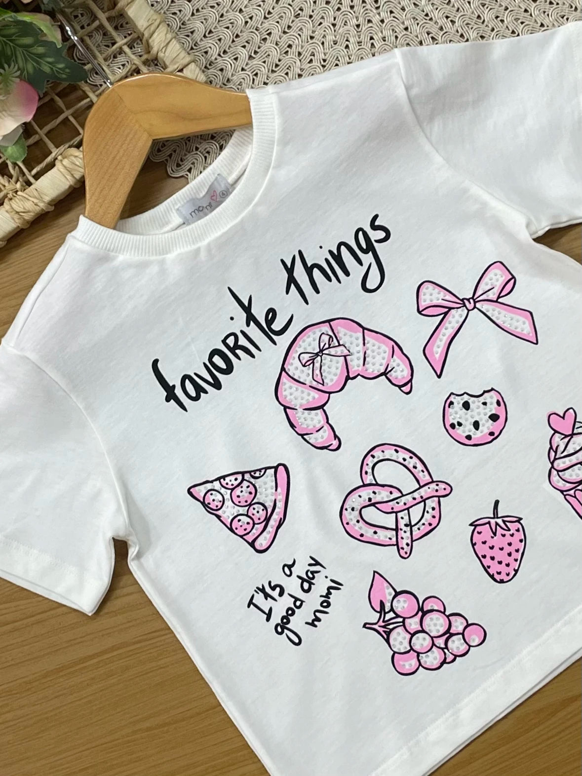 Conjunto Infantil Momi Inverno com Saia Preta e Blusa Manga Curta Favorite Things