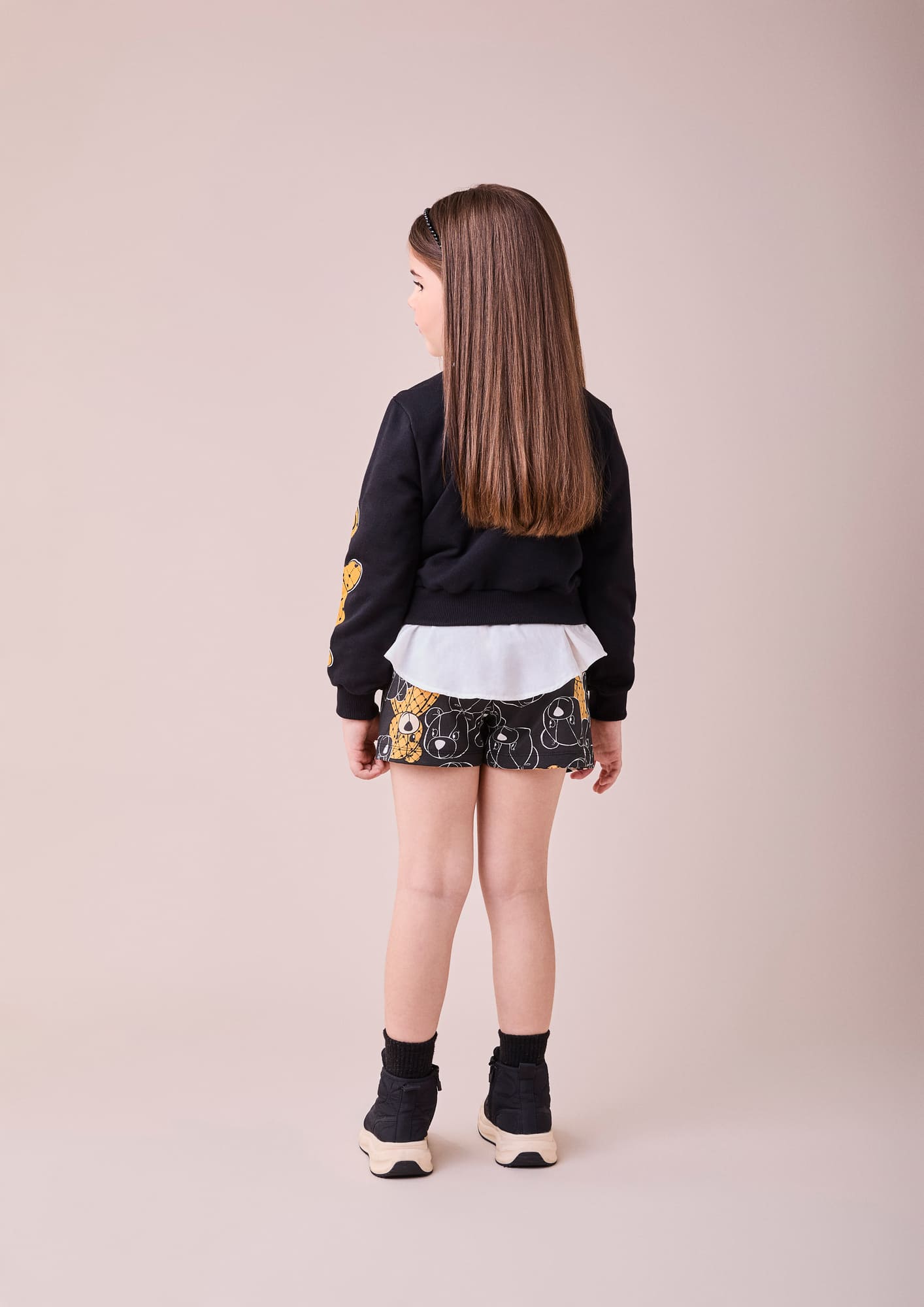 Conjunto Infantil Momi Inverno Shorts Saia e Blusa Preta Ursinha