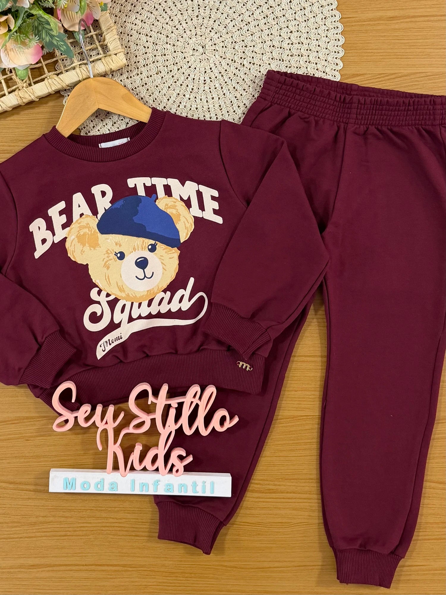 Conjunto Infantil Momi Inverno com Calça e Moletom sem Flanela Vinho Bear Time