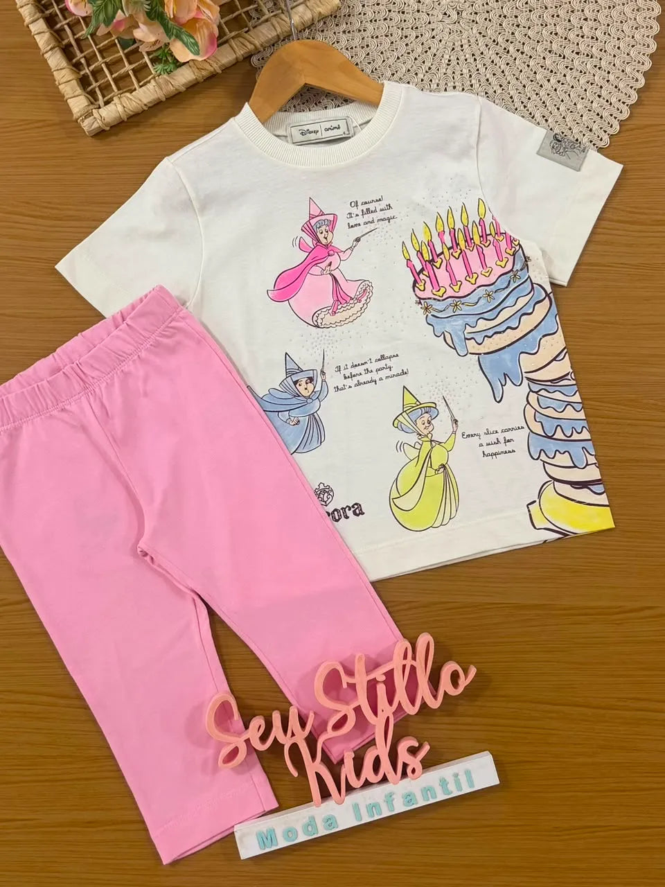 Conjunto Infantil Menina Animê com Legging Capri Rosa Blusa Fada Madrina Disney