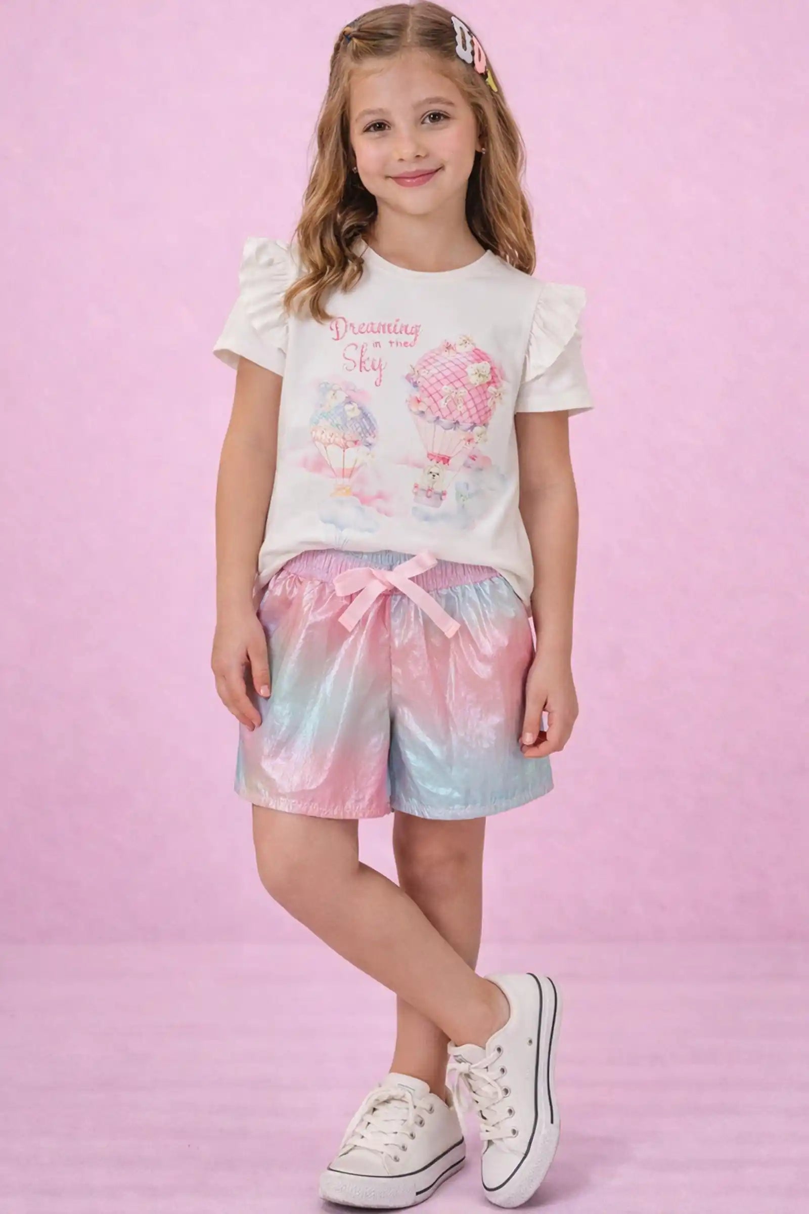 Conjunto Infantil Kukiê com Shorts Colorido e Blusa Dreaming Sky