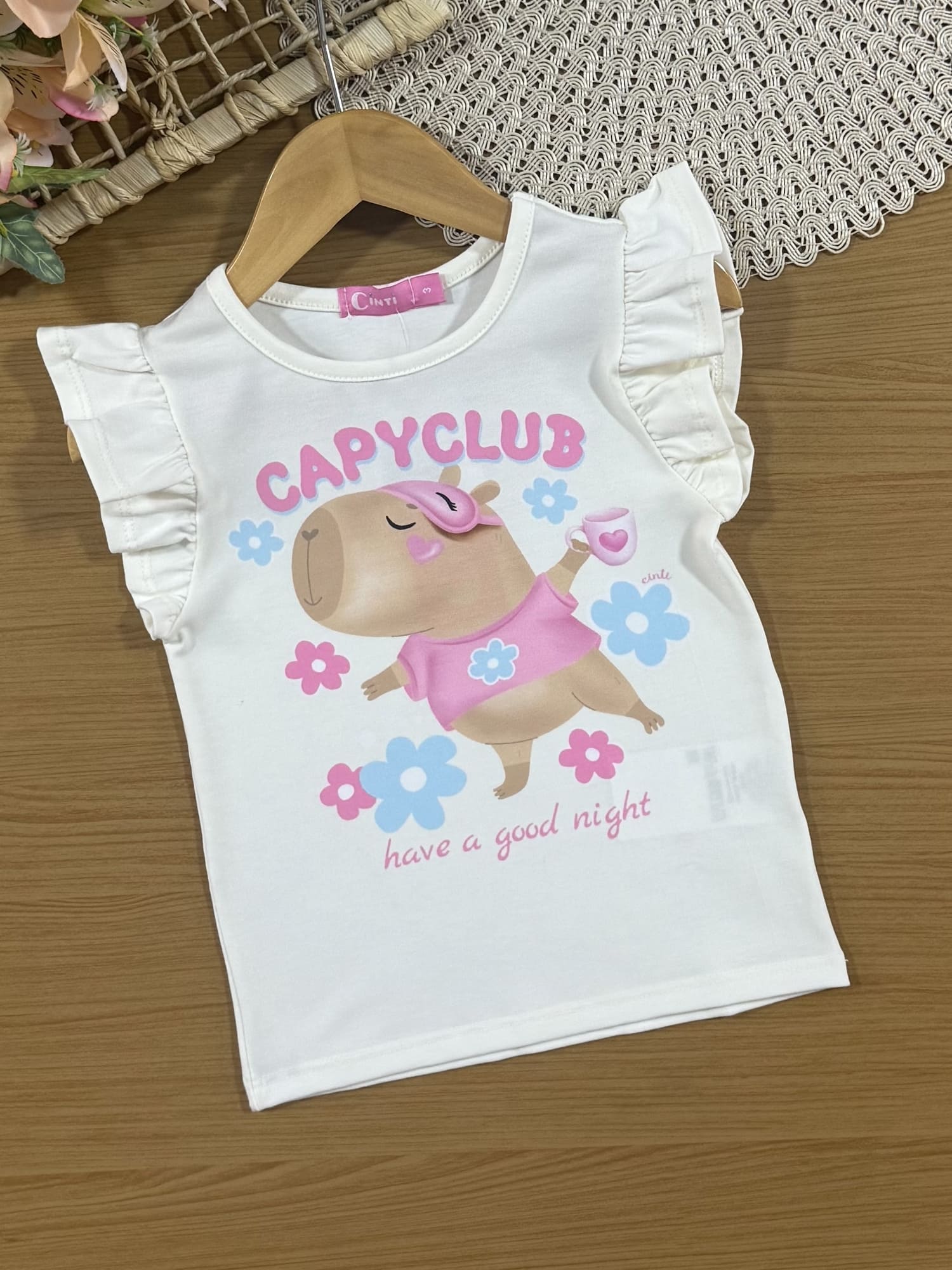Pijama Infantil Cinti Verão com Shorts Rosa e Blusa Branca Capivara