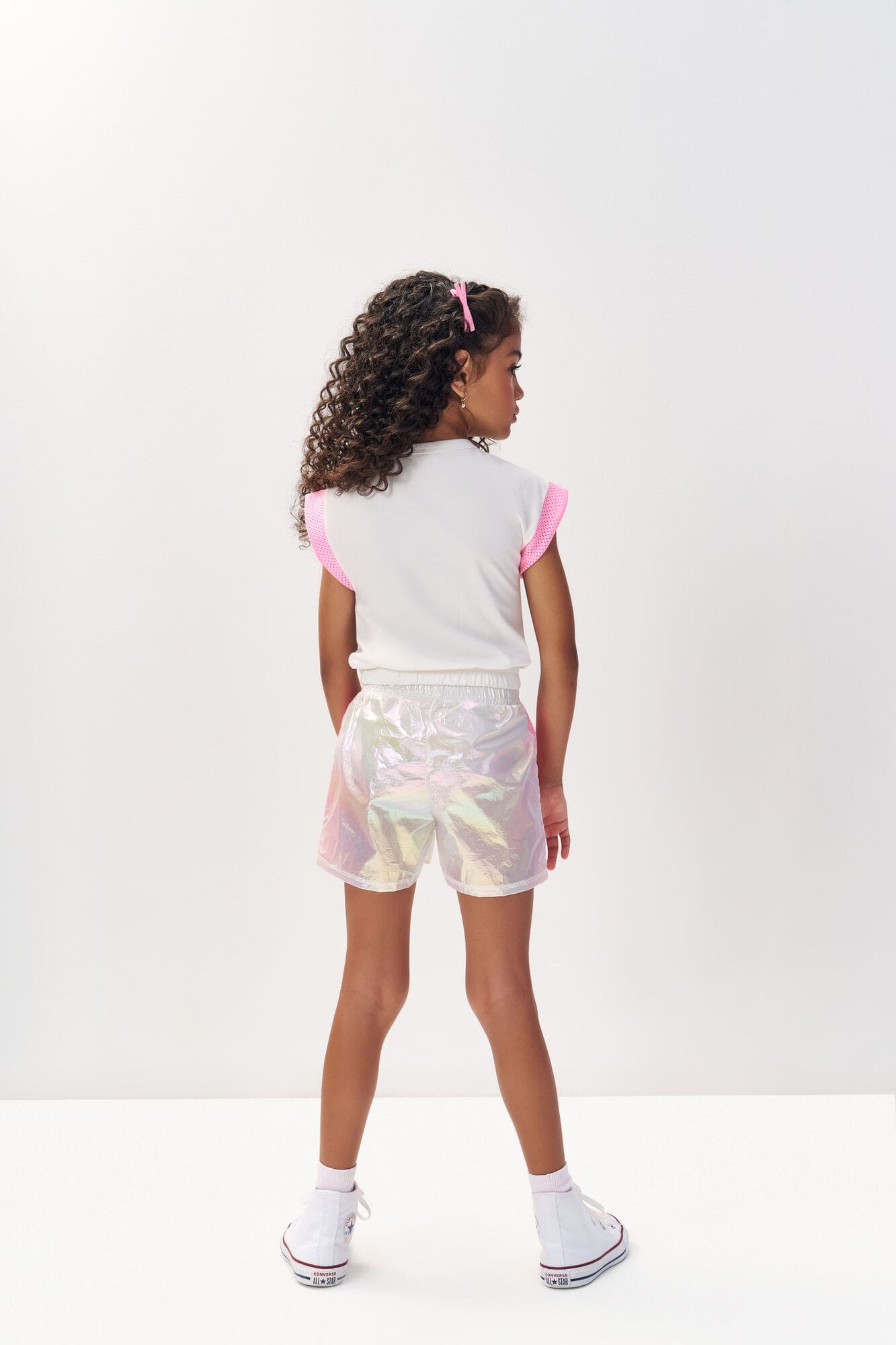 Conjunto Infantil Cinti Verão com Shorts Holográfico e Blusa Branca Frutinha
